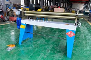 蕪湖某機(jī)械制造廠購買偏三星卷板機(jī)